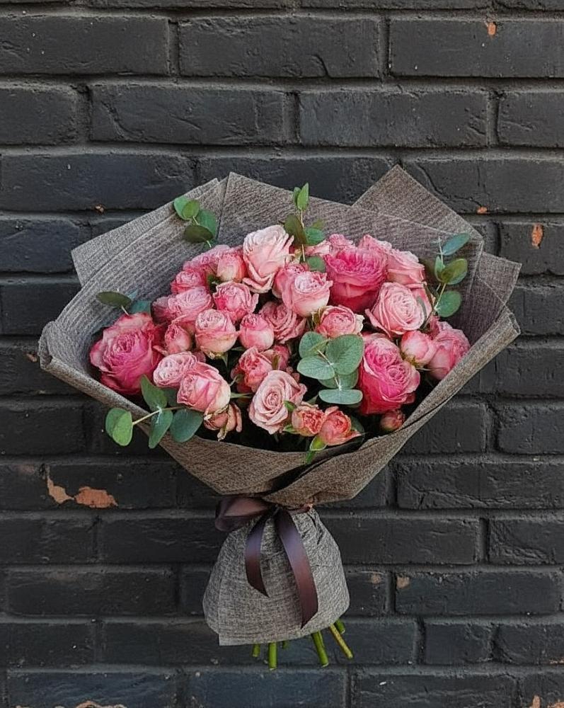 Букет цветов из: Розы в Ардоне