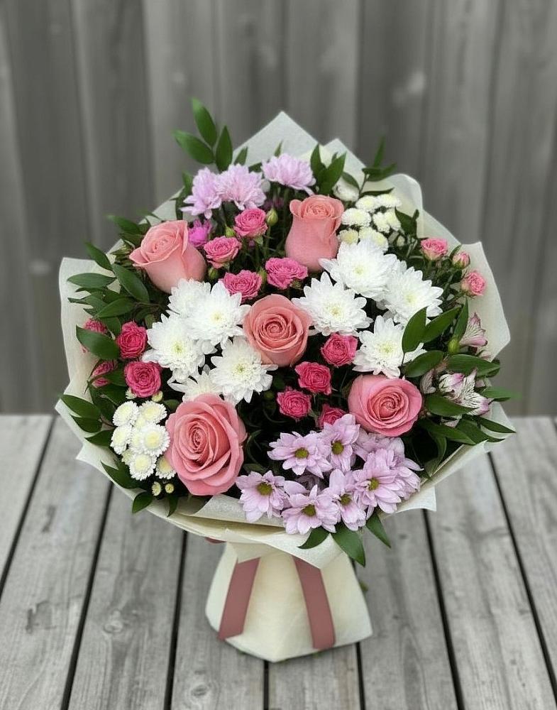 Букет цветов из: Альстромерии, Гвоздики, Розы и Хризантемы в Ардоне