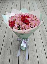 Букет цветов из:  Альстромерии #REPLACE_PRED# Ардоне