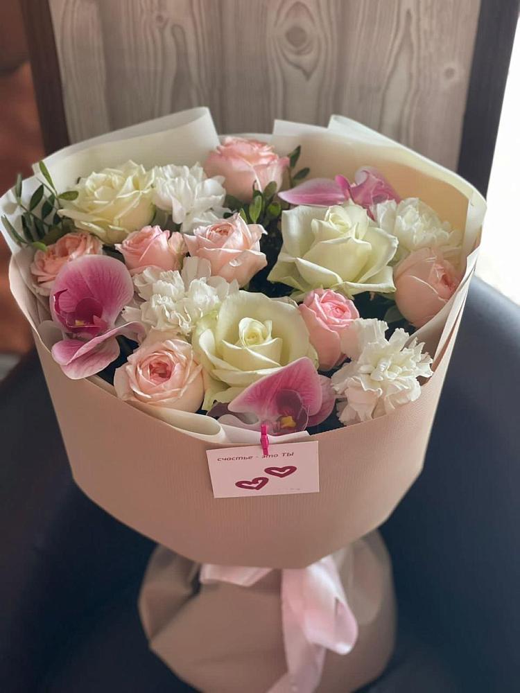 Букет цветов из: Орхидеи, Розы и Гвоздики в Ардоне