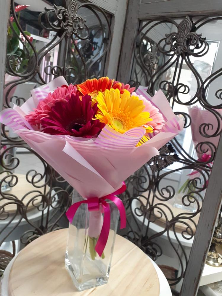 Букет цветов из: Герберы в Ардоне