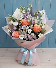 Букет цветов из:  Лизиантусы, Розы, Альстромерии и Гипсофила #REPLACE_PRED# Ардоне