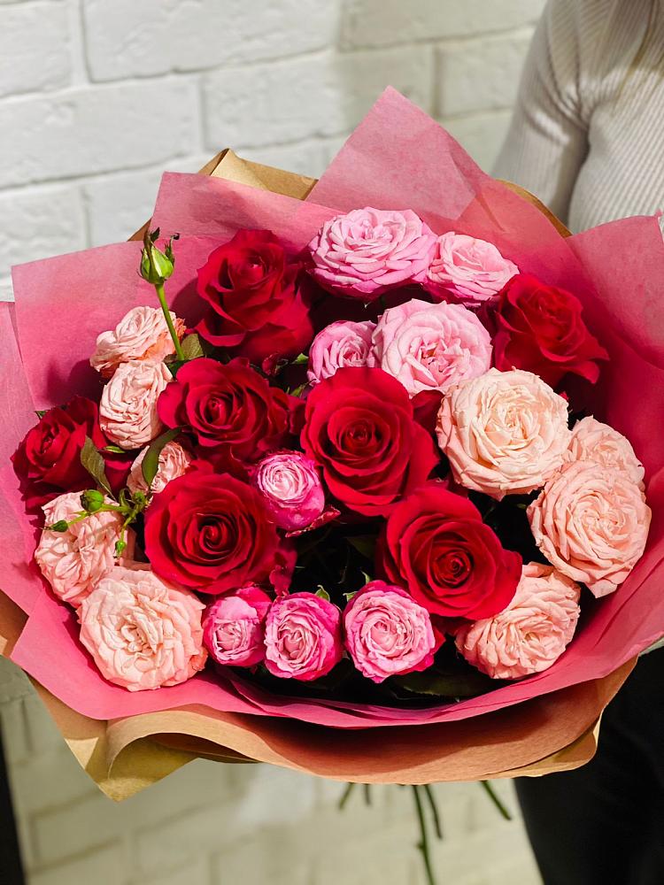 Букет цветов из: Розы в Ардоне